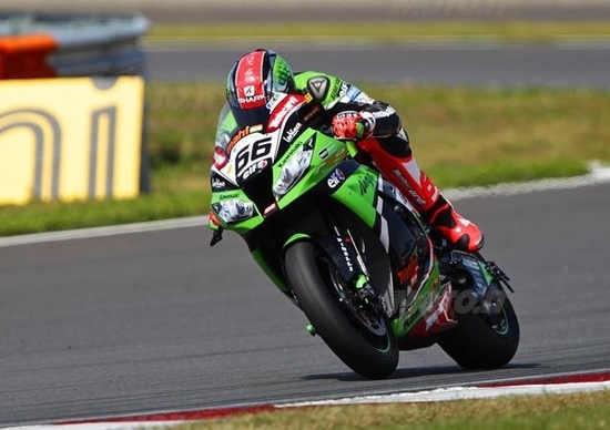 Sykes si aggiudica le prime qualifiche SBK a Mosca Sykes si aggiudica le prime qualifiche SBK a Mosca
