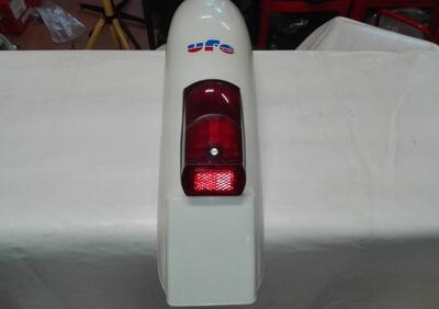 Parafango posteriore Ufo Plast con luce posteriore - Annuncio 8406187