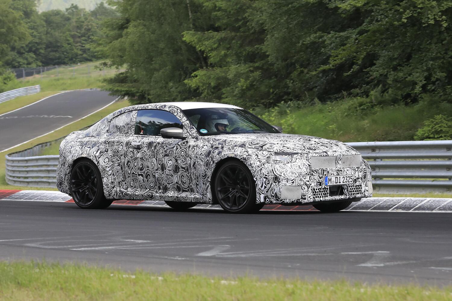 BMW M2, le foto spia al Nürburgring