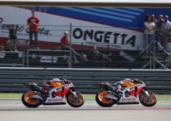 Nel box HRC scoppia la polemica Nel box HRC scoppia la polemica