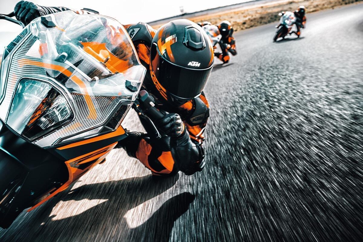 Nuove KTM RC 390 e RC 125 2022 - News - Moto.it