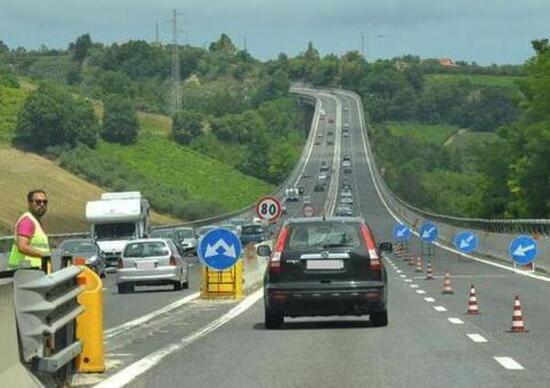 Ritardi da cantieri, al via il cashback di Autostrade per essere rimborsati Ritardi da cantieri, al via il cashback di Autostrade per essere rimborsati