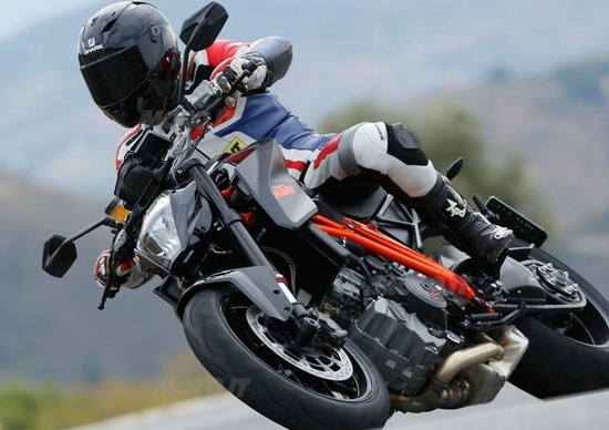 KTM 1290 Super Duke R KTM 1290 Super Duke R