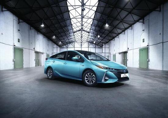Toyota Prius, nel 2025 potrebbe arrivare la versione a idrogeno Toyota Prius, nel 2025 potrebbe arrivare la versione a idrogeno