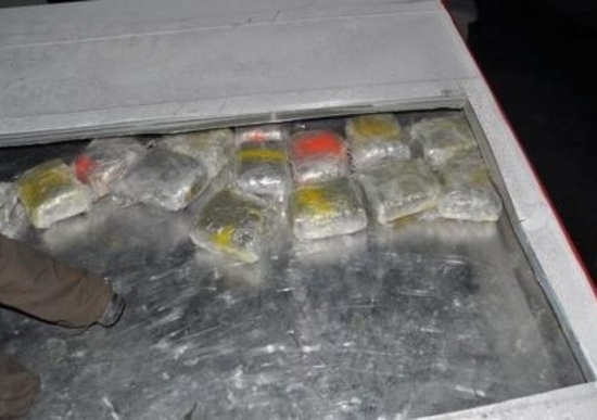 Finto Camion di Motocross trasporta 500 kg di droga. Arrestati due italiani Finto Camion di Motocross trasporta 500 kg di droga. Arrestati due italiani