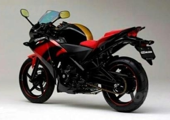 Mercato indonesiano: Suzuki GSX150R e Honda CBR250 Mugen Mercato indonesiano: Suzuki GSX150R e Honda CBR250 Mugen
