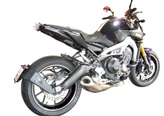 Portatarga lecca ruota Access Design per Yamaha MT-09 Portatarga lecca ruota Access Design per Yamaha MT-09