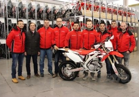 RedMoto parteciperà al Campionato Mondiale e Italiano Supermoto RedMoto parteciperà al Campionato Mondiale e Italiano Supermoto