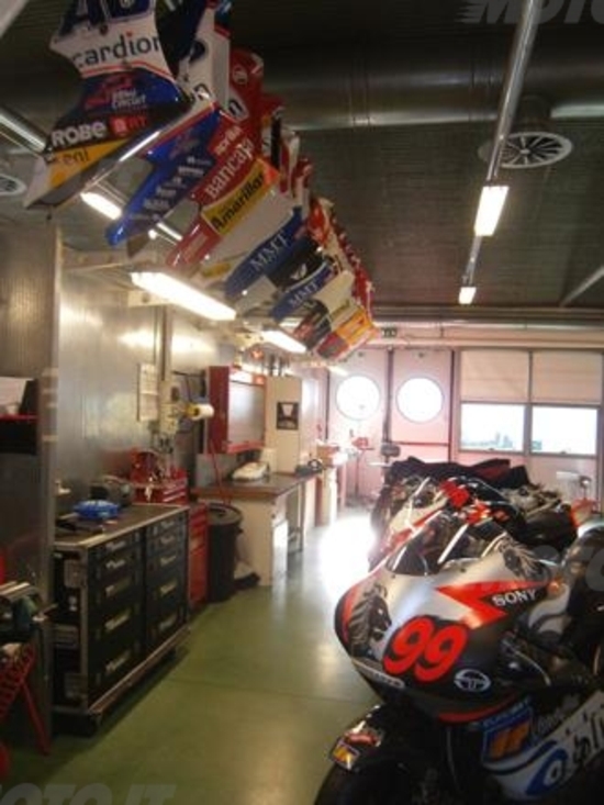 Reparto Corse Aprilia, dove nascono SBK e MotoGP Reparto Corse Aprilia, dove nascono SBK e MotoGP
