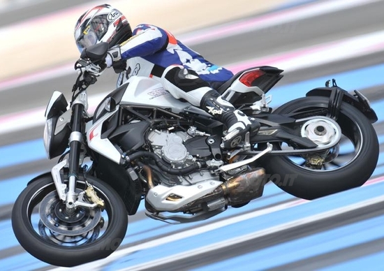 MV Agusta Brutale 800 Dragster MV Agusta Brutale 800 Dragster