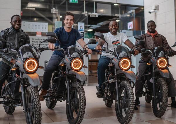 Africa. Uber e Opibus forniranno 3.000 moto elettriche 