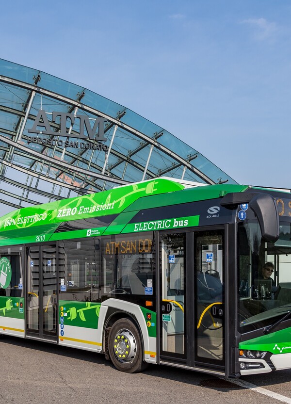 Milano. Tutti i bus elettrici entro il 2030
