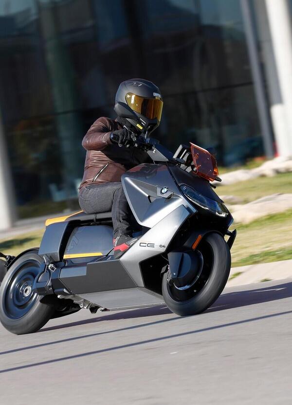 BMW CE 04: Non solo design
