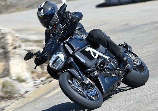 Ducati Diavel Carbon Ducati Diavel Carbon