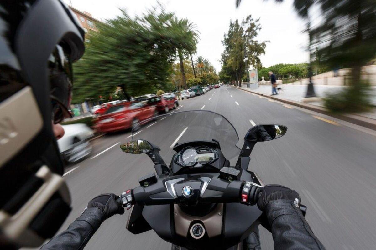 El nuevo CdS en vigor, lo que cambiará para los motociclistas en España – Noticias