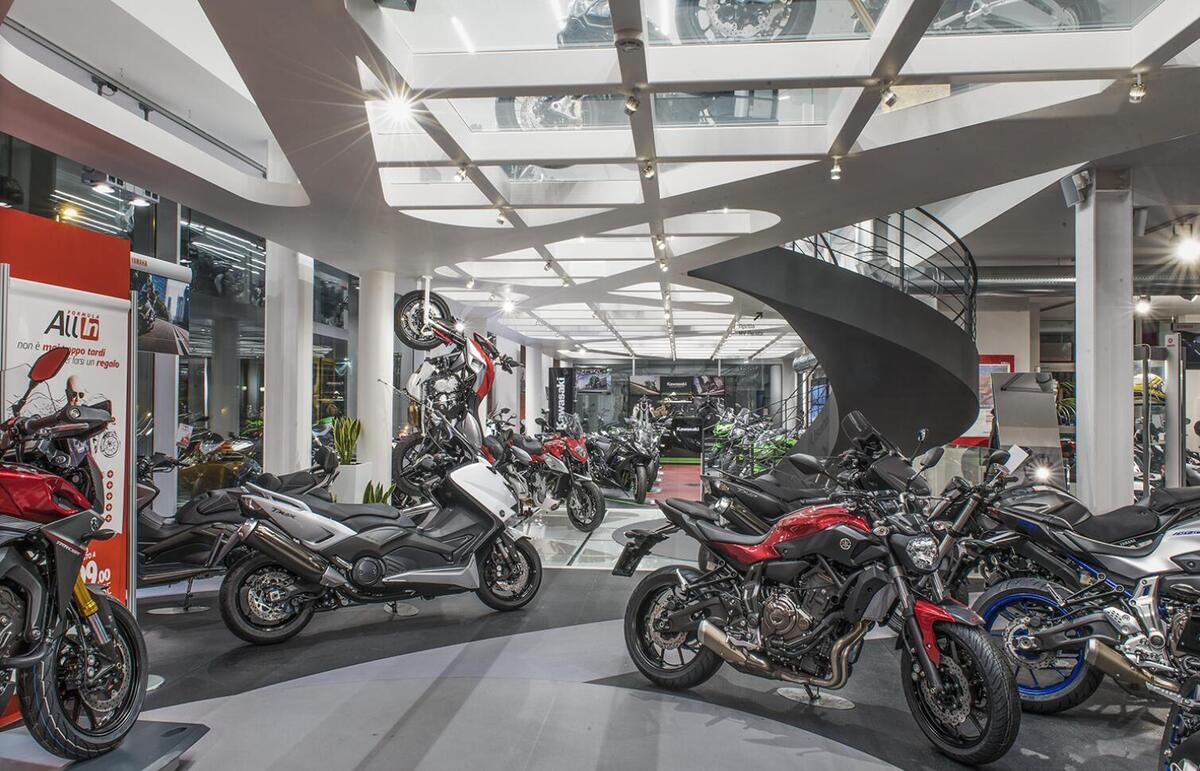 Eco incentivi: auto, moto, bici e monopattini. Le agevolazioni - News -  Moto.it