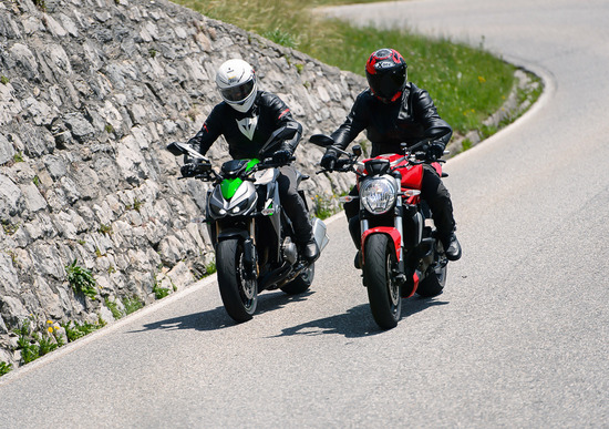 Ducati Monster 1200 vs Kawasaki Z1000 Ducati Monster 1200 vs Kawasaki Z1000