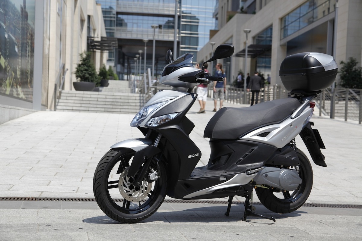 Kymco Agility R16 Plus, 50 e 200. Colorazioni e prezzi - News - Moto.it