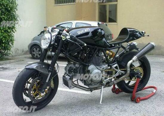 Le Strane di Moto.it: Ducati 900 Supersport Café Racer Le Strane di Moto.it: Ducati 900 Supersport Café Racer