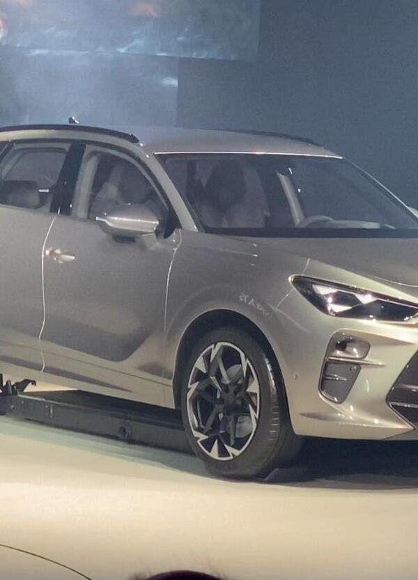 Cupra Terramar: arriva il SUV, anche elettrificato
