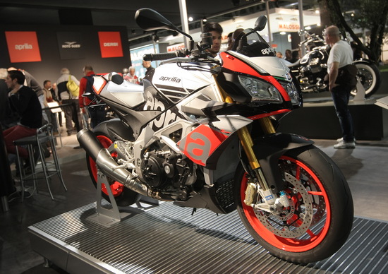 Aprilia Tuono V4 1100 Aprilia Tuono V4 1100