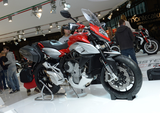 MV Agusta Stradale 800 MV Agusta Stradale 800