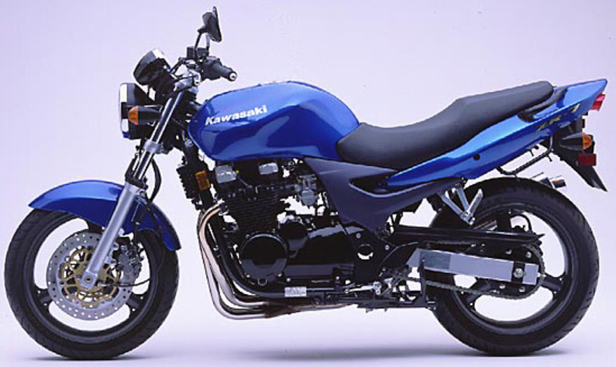 Kawasaki ZR-7 (1999 - 00), prezzo e scheda tecnica - Moto.it