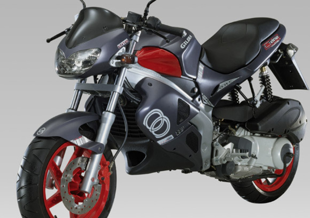 Gilera DNA 180 (2002), prezzo e scheda tecnica Moto.it Gilera DNA 180 (2002), prezzo e scheda tecnica Moto.it