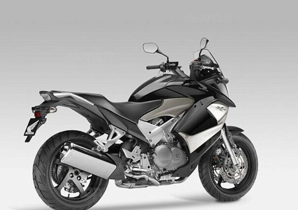 Honda Crossrunner Abs 2010 14 Prezzo E Scheda Tecnica Motoit