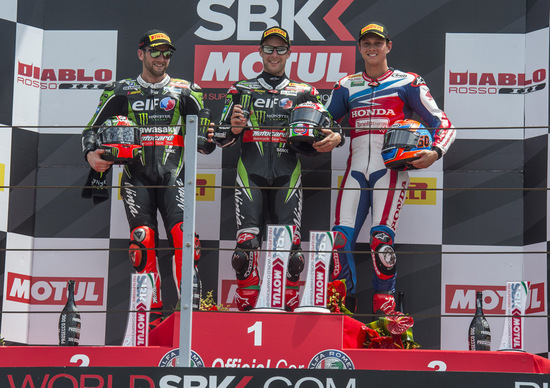SBK 2016. Rea si impone in Gara 1 a Misano SBK 2016. Rea si impone in Gara 1 a Misano