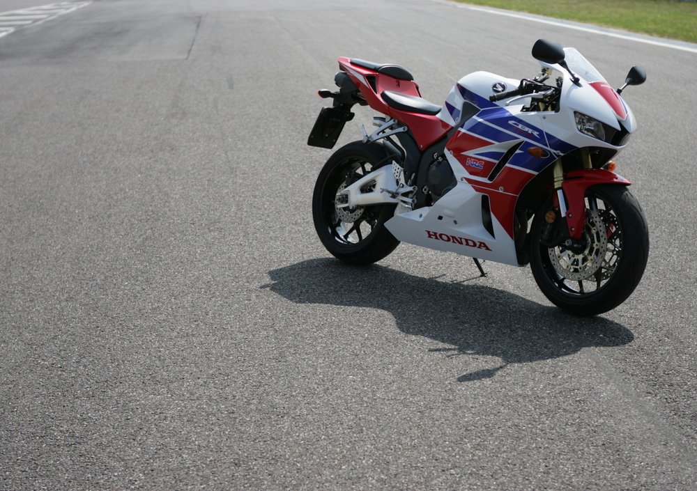 Honda CBR 600 RR ABS (2012 16), prezzo e scheda tecnica Moto.it Honda CBR 600 RR ABS (2012 16), prezzo e scheda tecnica Moto.it