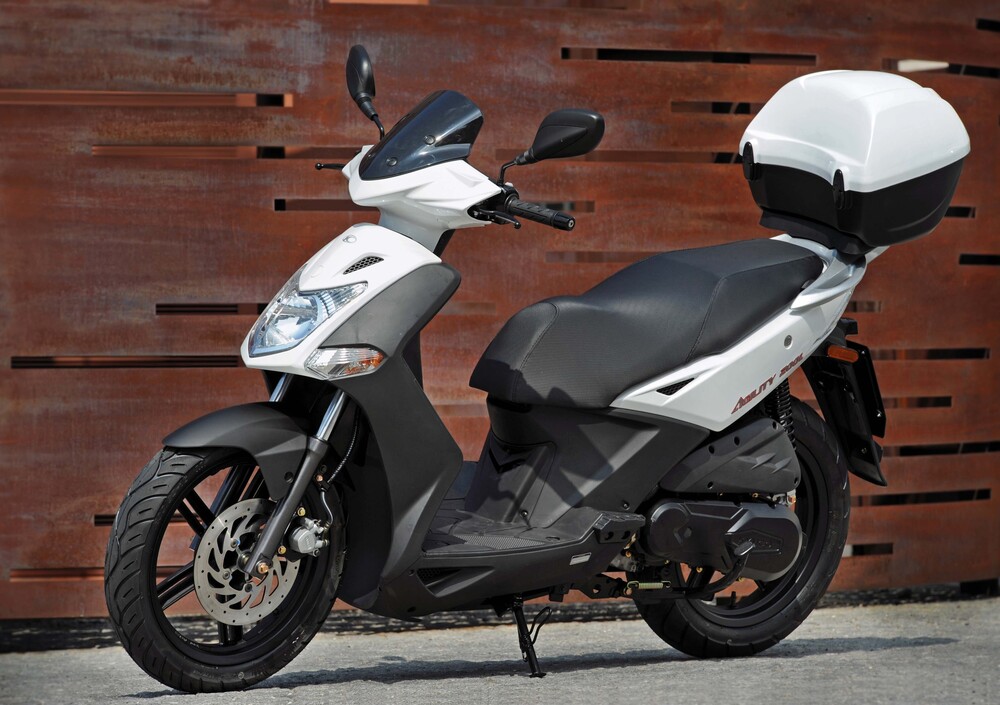 440A SCHIRM SCOOTER K.AGILITY 50 125-150 R1 GIVI