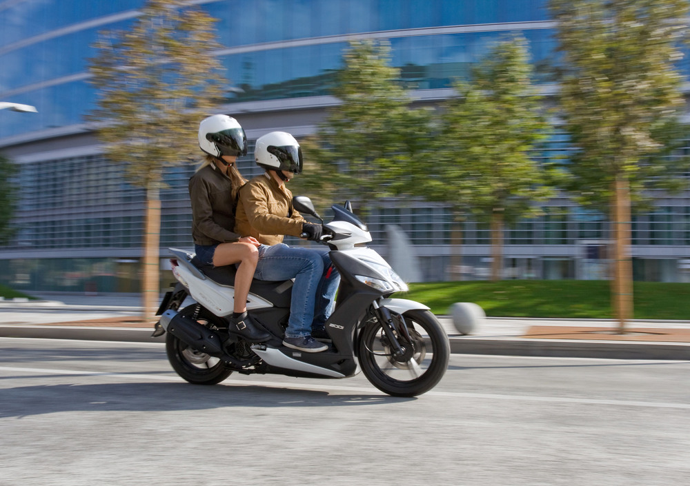 Kymco Agility 200i R16 + (2014 - 17), prezzo e scheda tecnica - Moto.it