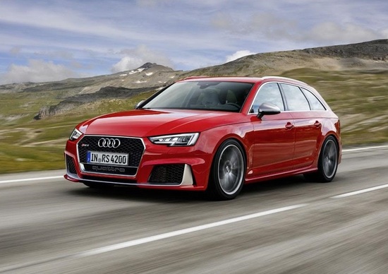 Nuova Audi RS4 Avant: ecco come la immaginiamo Nuova Audi RS4 Avant: ecco come la immaginiamo