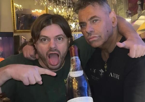 IL POPOLO DELLA GAINA! &ldquo;Altro che tesoro nascosto in Albania: siete solo invidiosi&rdquo;. Filippo Champagne difende Davide Lacerenza e Stefania Nobile: &quot;Bigotti con il prosecco in mano, ma in Gintoneria...&rdquo;