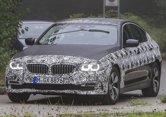 Nuova BMW Serie 5: spiate le versioni ibrida e Touring Nuova BMW Serie 5: spiate le versioni ibrida e Touring