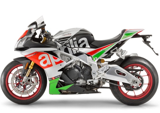Aprilia RSV4 2017 ad Intermot 2016: foto e dati Aprilia RSV4 2017 ad Intermot 2016: foto e dati