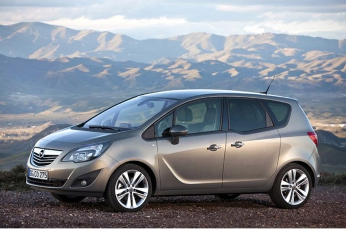 Поколения opel meriva