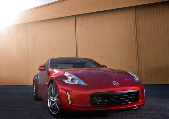 Nissan 370Z: svelato il restyling Nissan 370Z: svelato il restyling