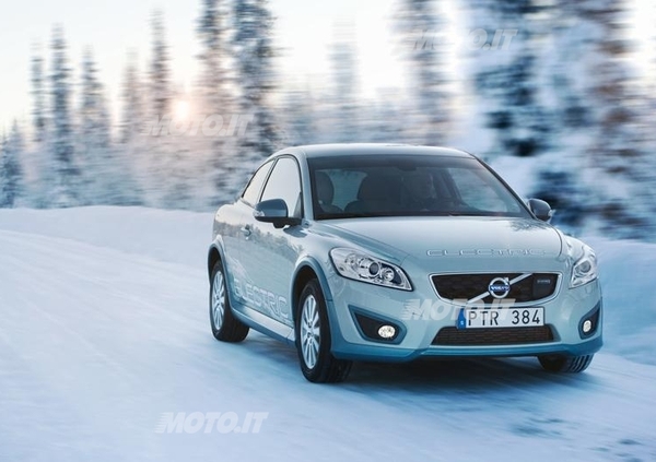SCARICA VOLVO V50 BATTERIA