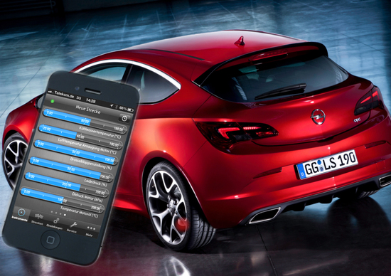 Opel Astra OPC: una app per controllarne la telemetria Opel Astra OPC: una app per controllarne la telemetria