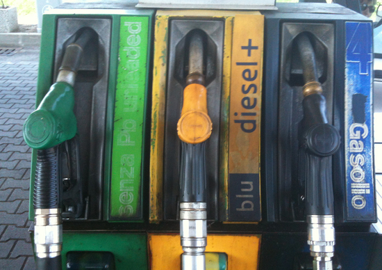 Carburanti: tutti gli sconti del weekend Carburanti: tutti gli sconti del weekend