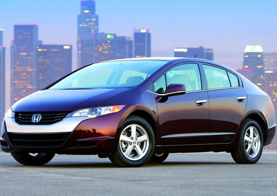 Honda: un protocollo d’intesa per veicoli a celle a combustibile Honda: un protocollo d’intesa per veicoli a celle a combustibile