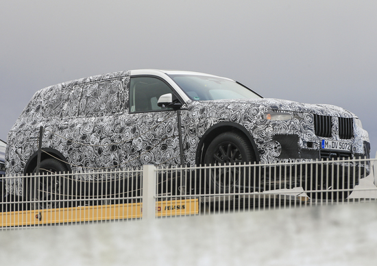 BMW X7, foto spia: l'anti-Mercedes GLS arriva nel 2019? BMW X7, foto spia: l'anti-Mercedes GLS arriva nel 2019?