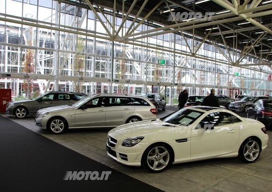 Mercedes-Benz FirstHand al Motor Show 2012 Mercedes-Benz FirstHand al Motor Show 2012