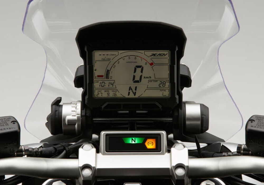Honda X-ADV 750 (2017), prezzo e scheda tecnica - Moto.it