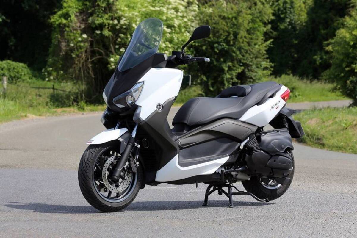 Ямаха х. Yamaha XMAX 400. Yamaha Maxam 400. Ямаха х Макс 300. Yamaha XMAX 2024.