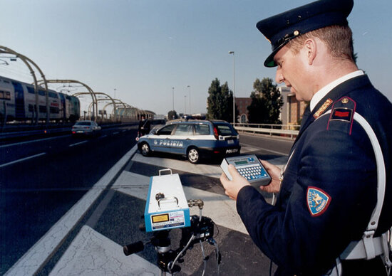 Autovelox: sanzione non valida se il verbale non indica l'avviso di rilevazione di velocità Autovelox: sanzione non valida se il verbale non indica l'avviso di rilevazione di velocità