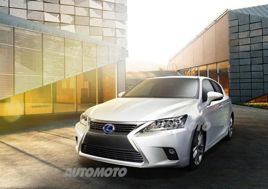 Lexus CT Hybrid restyling: prime immagini ufficiali Lexus CT Hybrid restyling: prime immagini ufficiali