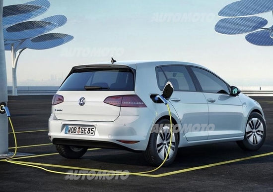 Volkswagen e-Golf: entra in commercio in Germania a 34.900 euro Volkswagen e-Golf: entra in commercio in Germania a 34.900 euro